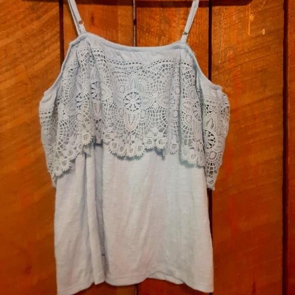 Tank - Picture 2 of 2